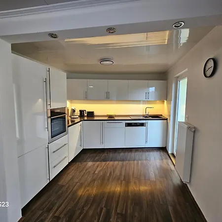 Drei Zimmer E-stein קובלנץ